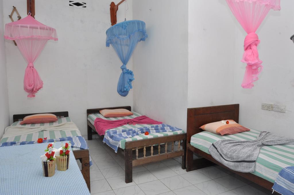 Marshal Beach Guesthouse Negombo Chambre photo